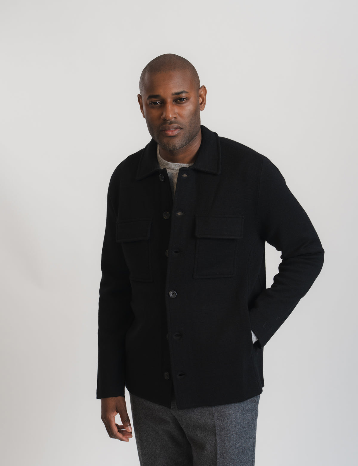 Stickad Overshirt - Svart 